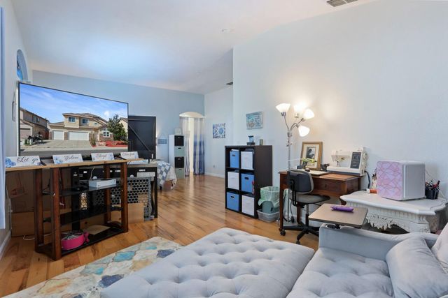 2813 Etcheverry Dr, Stockton, CA 95212