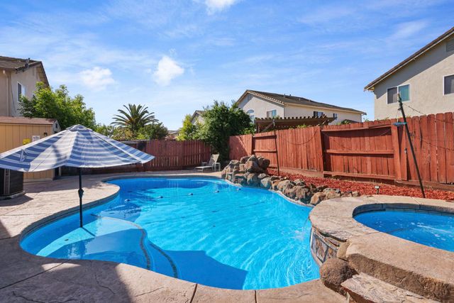 2813 Etcheverry Dr, Stockton, CA 95212