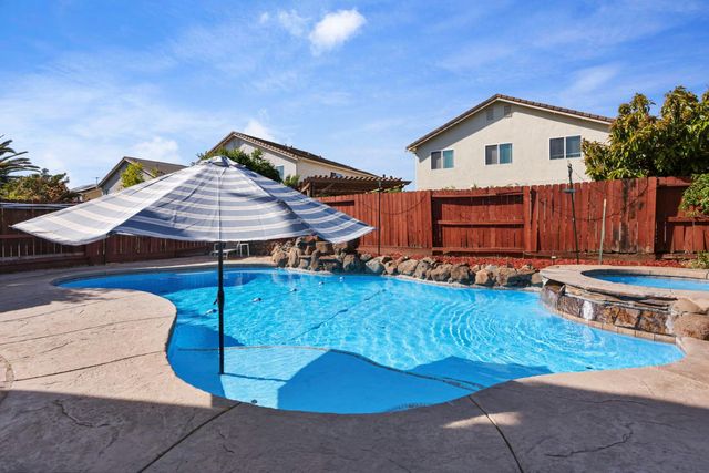 2813 Etcheverry Dr, Stockton, CA 95212