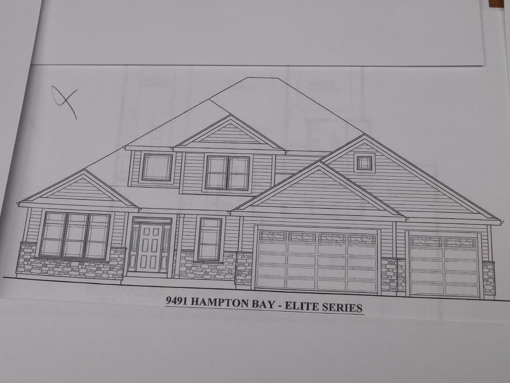 213 Mulberry LANE, Grafton, WI 53024