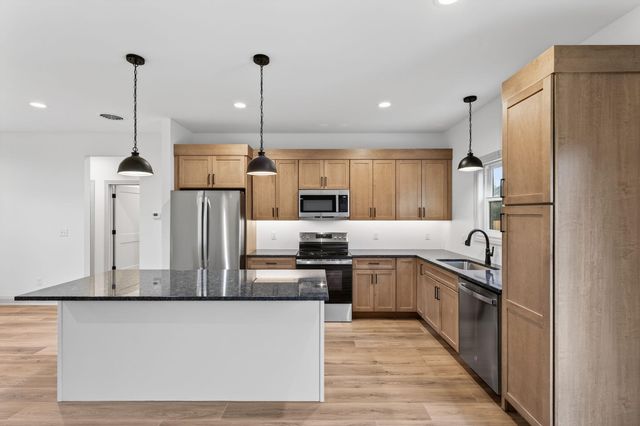 238 E 550 N, Rensselaer, IN 47978