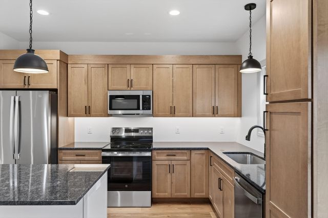 238 E 550 N, Rensselaer, IN 47978