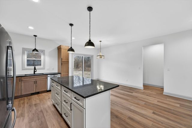 238 E 550 N, Rensselaer, IN 47978