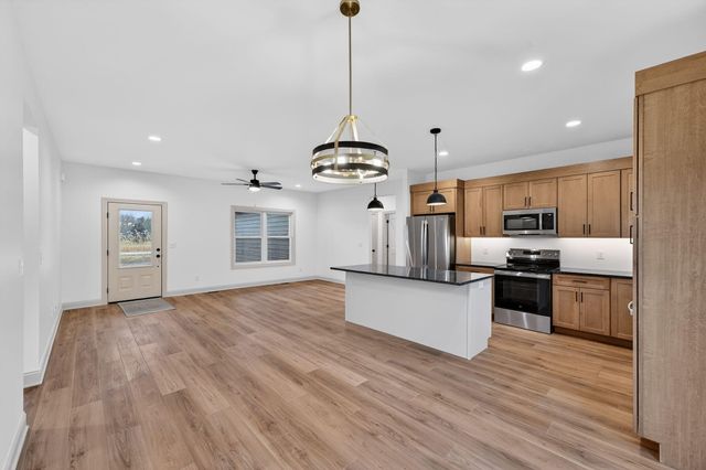 238 E 550 N, Rensselaer, IN 47978