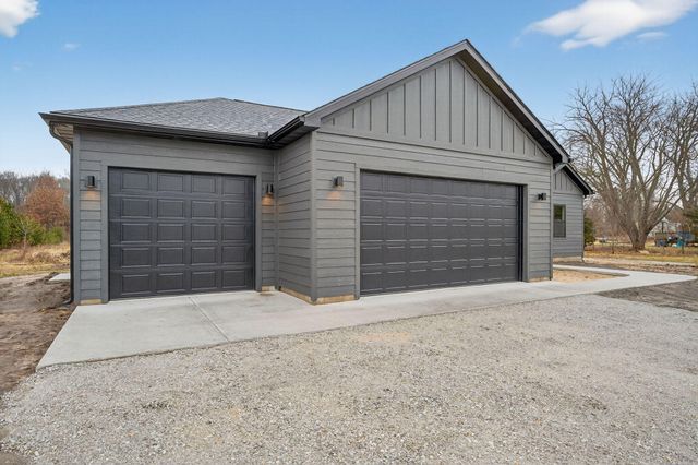 238 E 550 N, Rensselaer, IN 47978