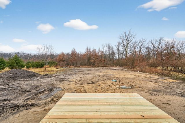 238 E 550 N, Rensselaer, IN 47978