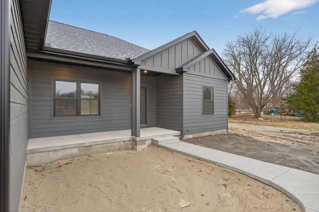 238 E 550 N, Rensselaer, IN 47978