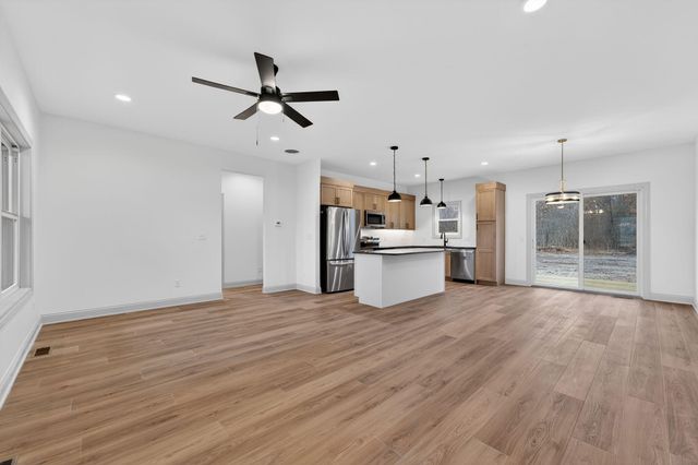 238 E 550 N, Rensselaer, IN 47978