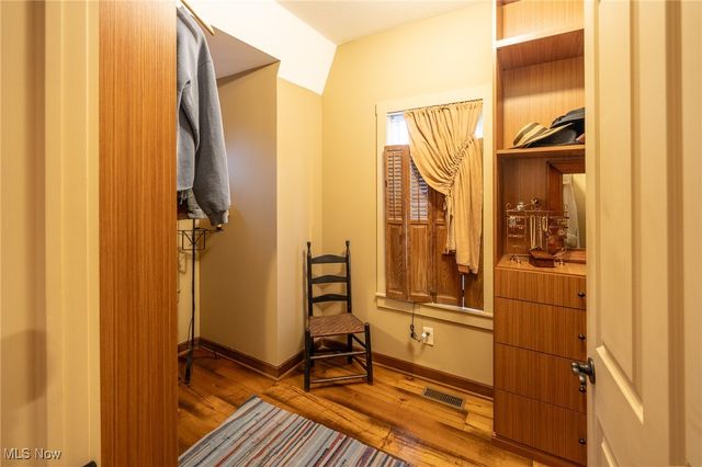 38071 Euclid Avenue 2, Willoughby, OH 44094