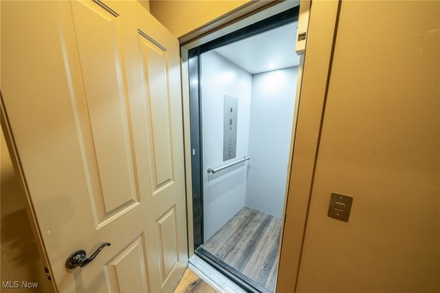 38071 Euclid Avenue 2, Willoughby, OH 44094