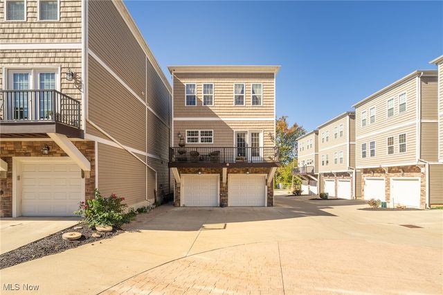 38071 Euclid Avenue 2, Willoughby, OH 44094