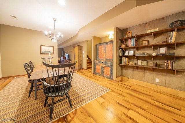 38071 Euclid Avenue 2, Willoughby, OH 44094