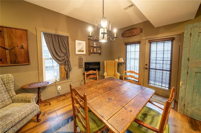 38071 Euclid Avenue 2, Willoughby, OH 44094