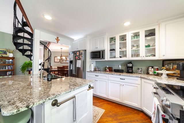 518 MAIN ST, Arrow Rock, MO 65320