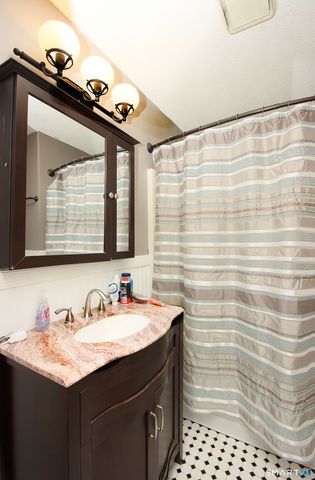 3 Whitlock Avenue, Bethel, CT 06801