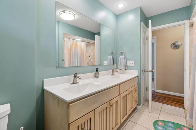 571 26th Avenue Court, East Moline, IL 61244
