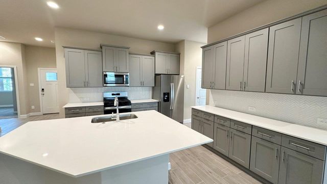 10845 BLACK ONYX Drive, Fort Worth, TX 76036