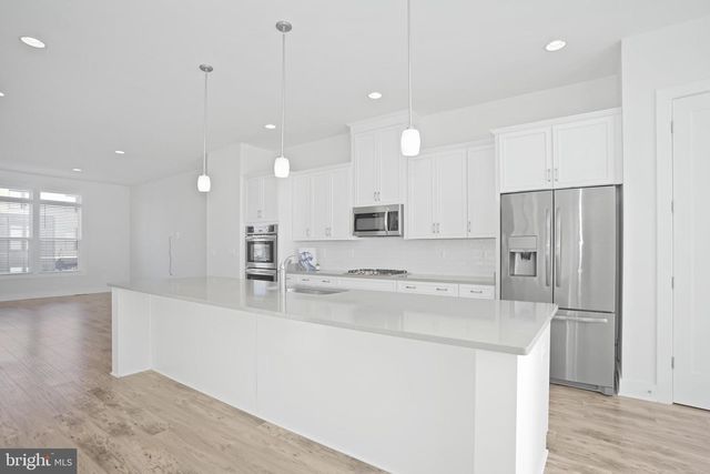 44734 ROOSEVELT SQ, Ashburn, VA 20147