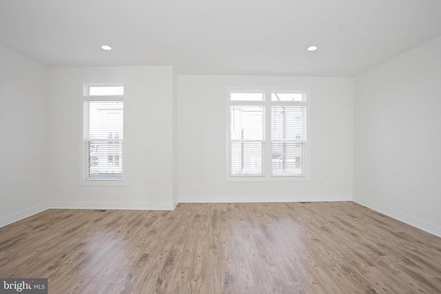 44734 ROOSEVELT SQ, Ashburn, VA 20147