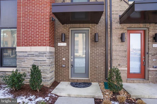 44734 ROOSEVELT SQ, Ashburn, VA 20147