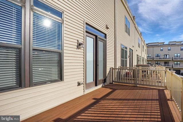 44734 ROOSEVELT SQ, Ashburn, VA 20147