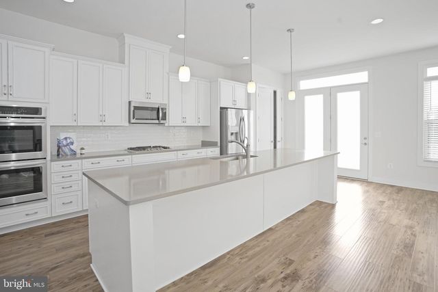 44734 ROOSEVELT SQ, Ashburn, VA 20147