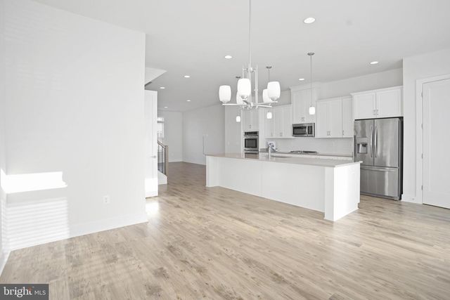 44734 ROOSEVELT SQ, Ashburn, VA 20147