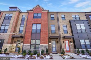 44734 ROOSEVELT SQ, Ashburn, VA 20147