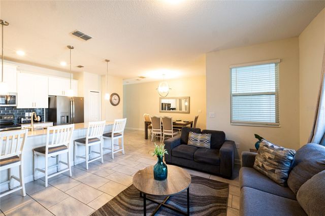 356 OCEAN COURSE AVENUE, Davenport, FL 33896