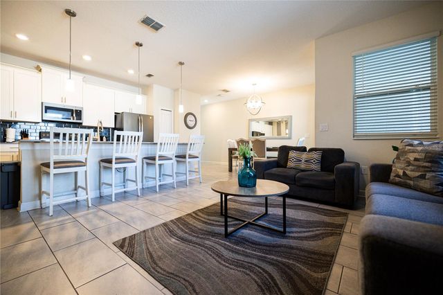 356 OCEAN COURSE AVENUE, Davenport, FL 33896