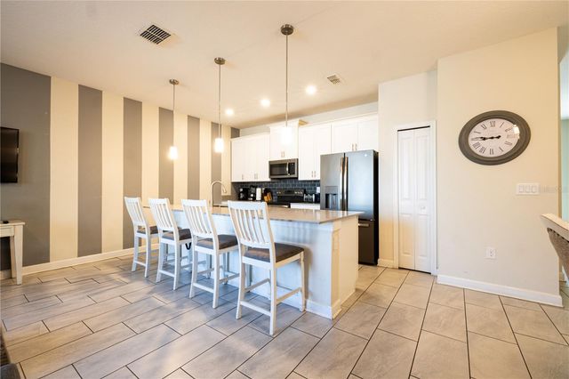 356 OCEAN COURSE AVENUE, Davenport, FL 33896