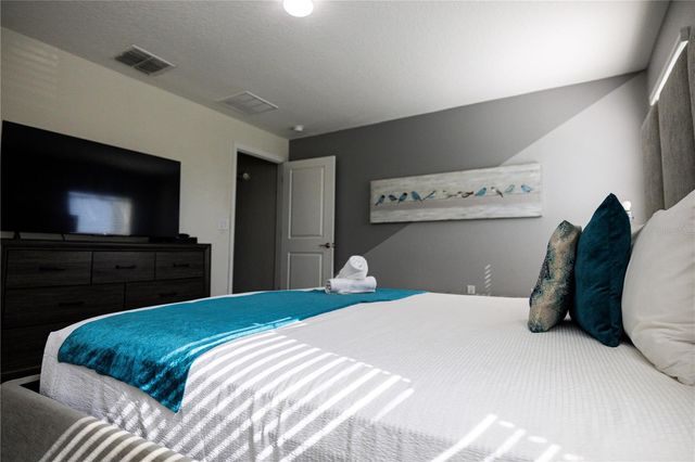 356 OCEAN COURSE AVENUE, Davenport, FL 33896