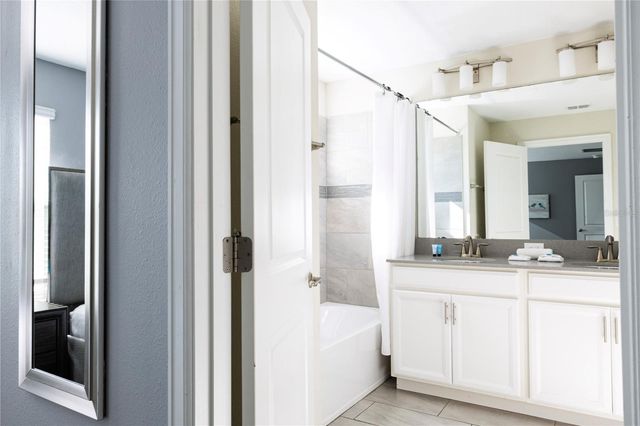 356 OCEAN COURSE AVENUE, Davenport, FL 33896