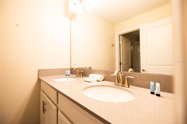 356 OCEAN COURSE AVENUE, Davenport, FL 33896