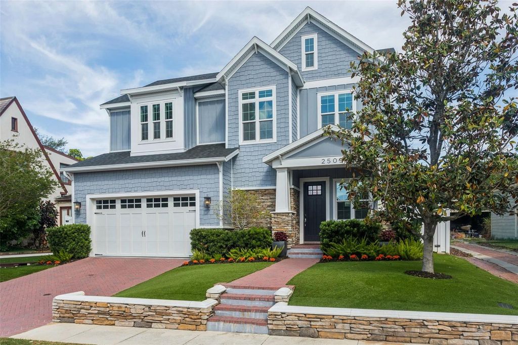 Image 2 of property listing at 2509 W PALM DRIVE, Tampa, FL 33629