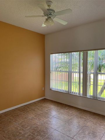 5444 CREPE MYRTLE CIRCLE, Kissimmee, FL 34758