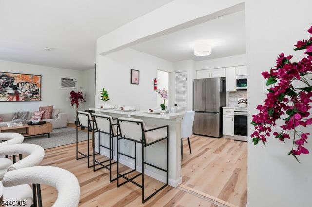 3 Conklin Ave, Hopatcong Boro, NJ 07874