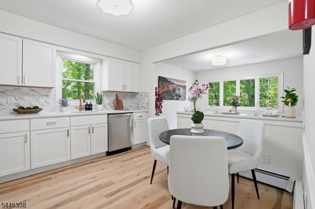 3 Conklin Ave, Hopatcong Boro, NJ 07874