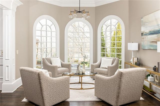 525 Glengate Cove, Atlanta, GA 30328