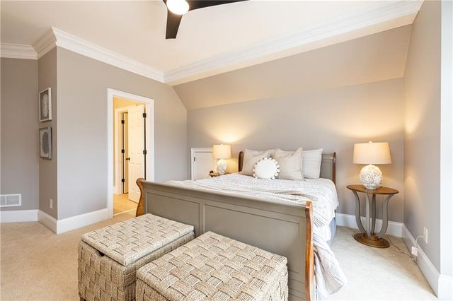 525 Glengate Cove, Atlanta, GA 30328