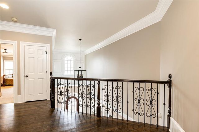 525 Glengate Cove, Atlanta, GA 30328