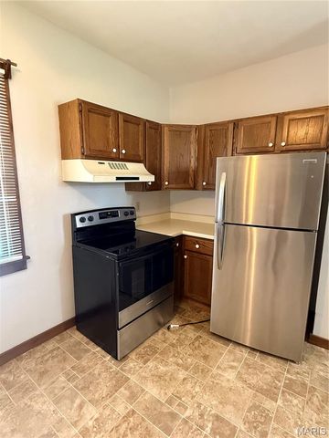 229 Lee Avenue, Collinsville, IL 62234