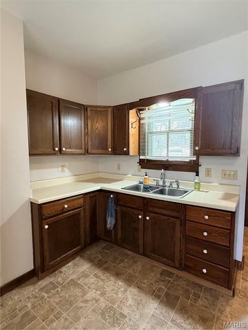 229 Lee Avenue, Collinsville, IL 62234