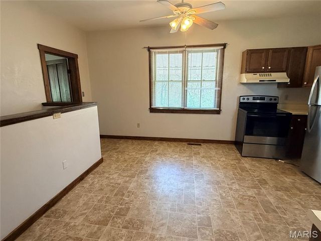 229 Lee Avenue, Collinsville, IL 62234