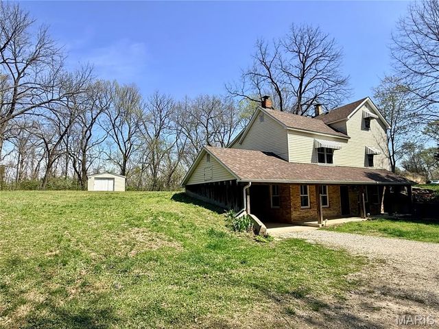 229 Lee Avenue, Collinsville, IL 62234