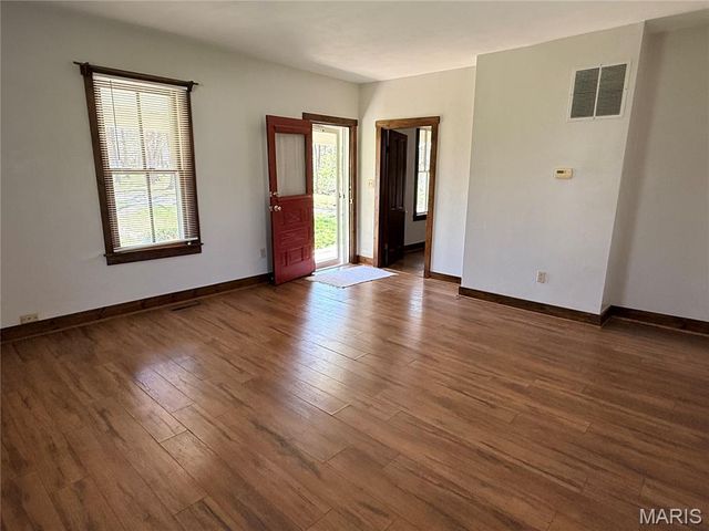 229 Lee Avenue, Collinsville, IL 62234