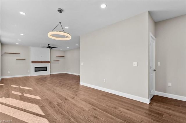 6714 Planters Drive, High Point, NC 27265