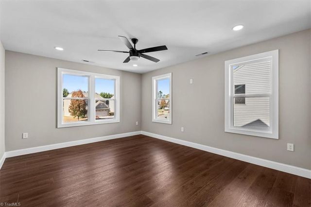 6714 Planters Drive, High Point, NC 27265