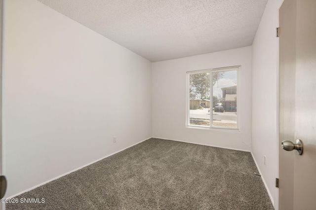 1825 Chaparro Street, Las Cruces, NM 88001