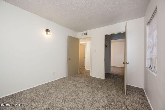 1825 Chaparro Street, Las Cruces, NM 88001